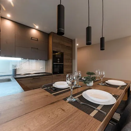 Luxury Babyak Apartment