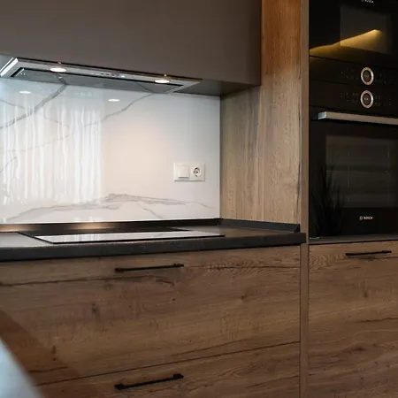 Luxury Babyak Apartment