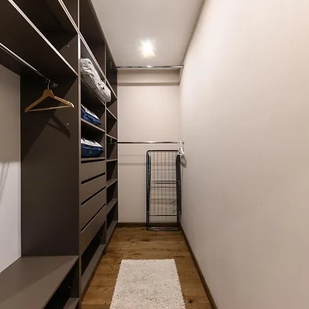 Apartment Evuri Babyak