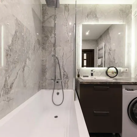 Luxury Babyak Apartment